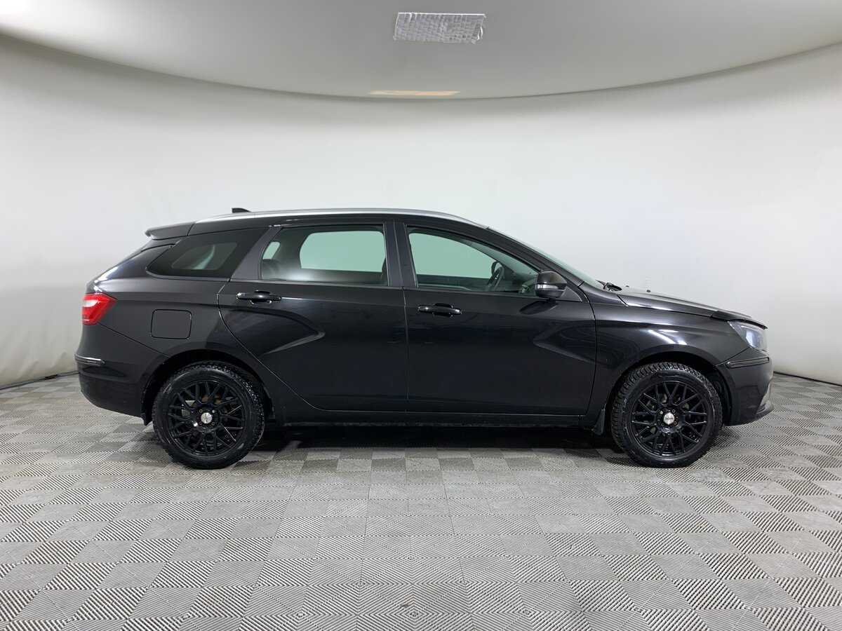 Lada (ВАЗ) Vesta SW, 2018 - фото №4